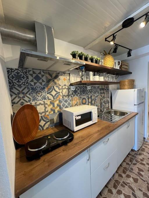 Petite Maison De Plage Apartment กอสตา ดา กาปาริกา ภายนอก รูปภาพ